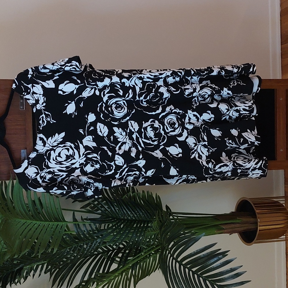 Lauren Ralph Lauren Black/white floral dress